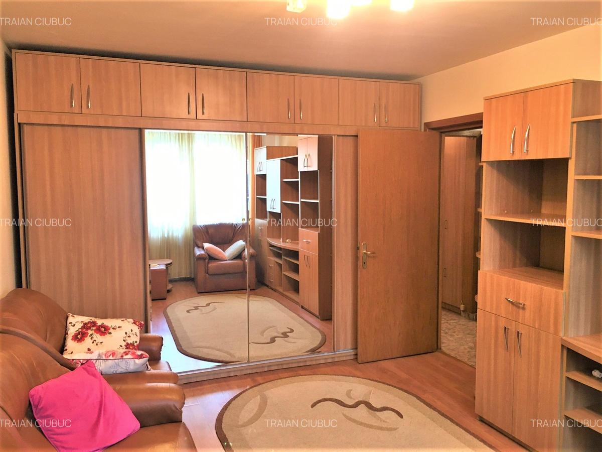 Vanzare Apartament 3 Camere Titan 1 Decembrie - 3