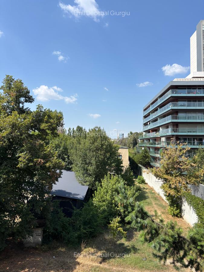 ARCUL de TRIUMF,pe AVERESCU,apartament cochet in imobil reabilitat,luminos - 1