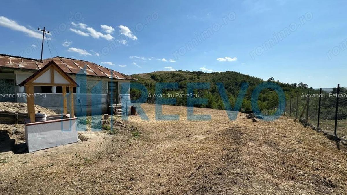 Casa ?i teren de vanzare in Parincea jud. Bacau. - 4