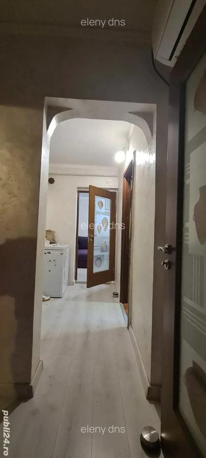 Ap. 2 cam. Parter cu balcon, strada Traian - 9