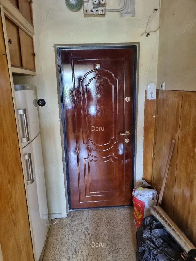 Vand apartament 2 camere - 1