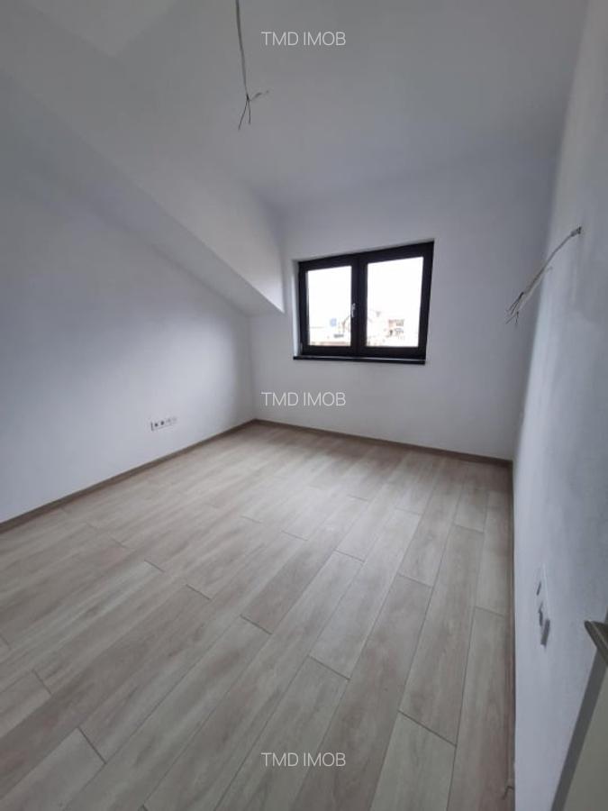 Apartament cu 3 camere decomandat în Sânpetru - 10