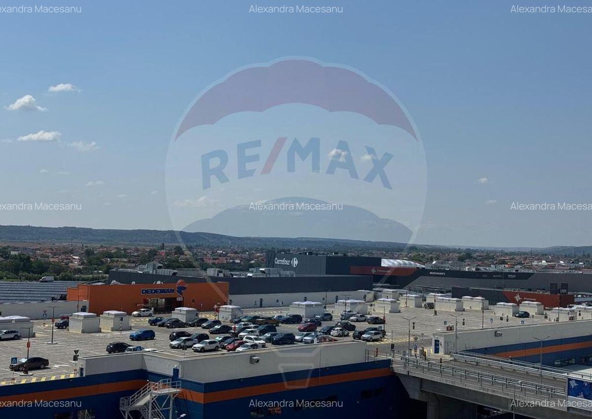 Apartament cu 3 camere de vanzare in zona Craiovita Noua - 12