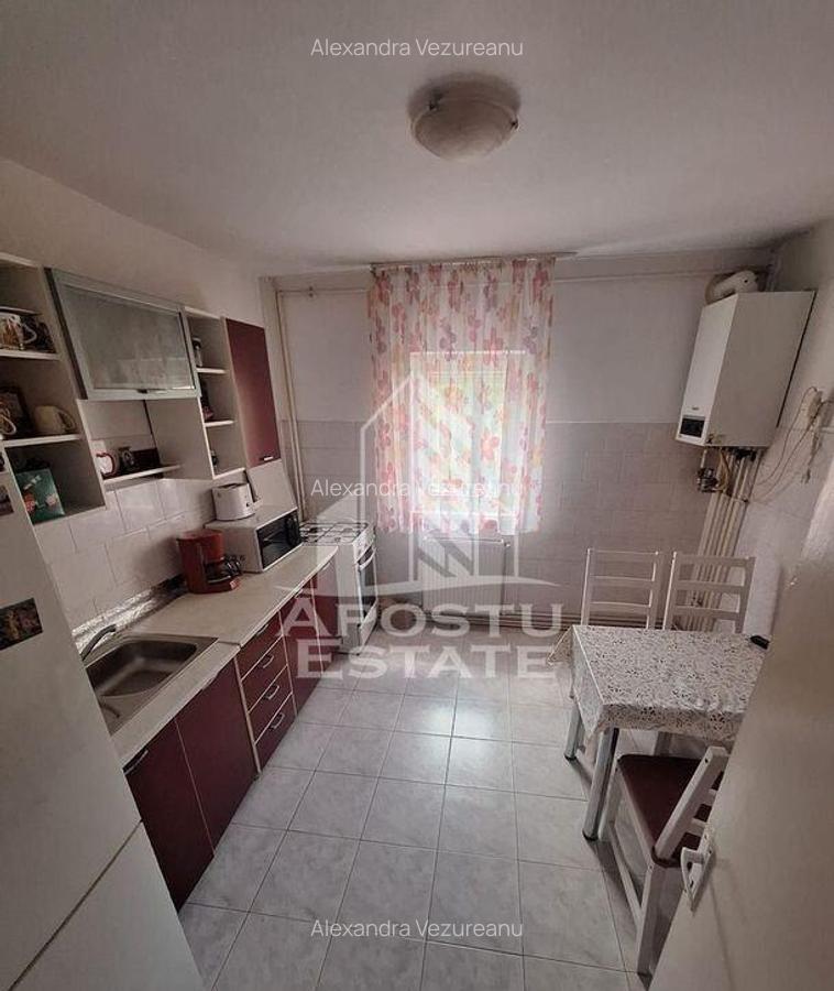 Apartament cu 3 camere, 2 bai, decomandat, etajul 2, cent... - 5
