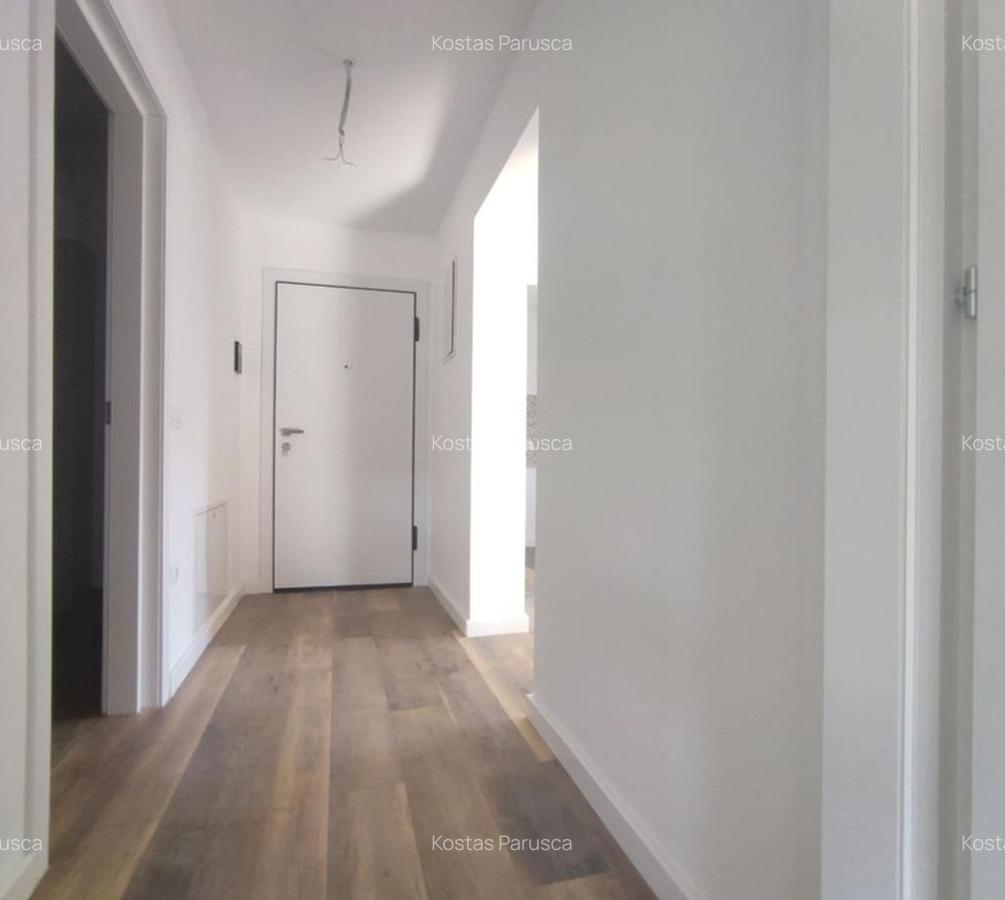 Apartament cu 2 camere decomandat în Tractorul - 14
