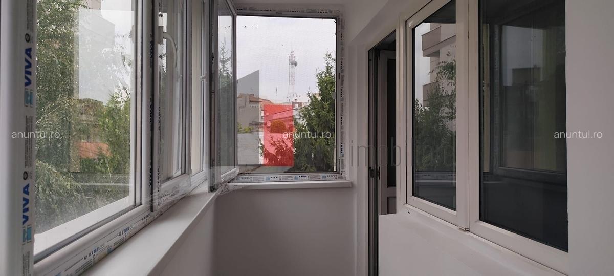 Piata Rosetti, casa Yeni, constructie 2002, finisata complet - 19