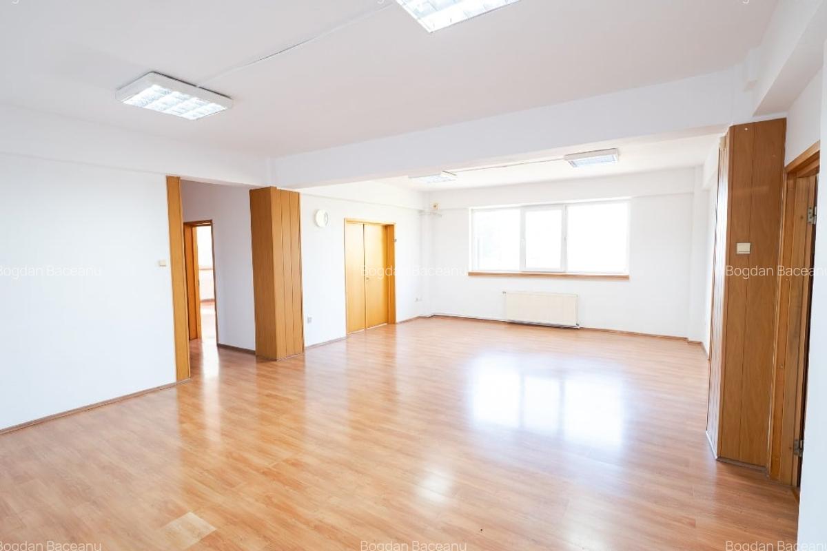 Spatiu birouri 140 mp - Parter casă - loc parcare, central - 6