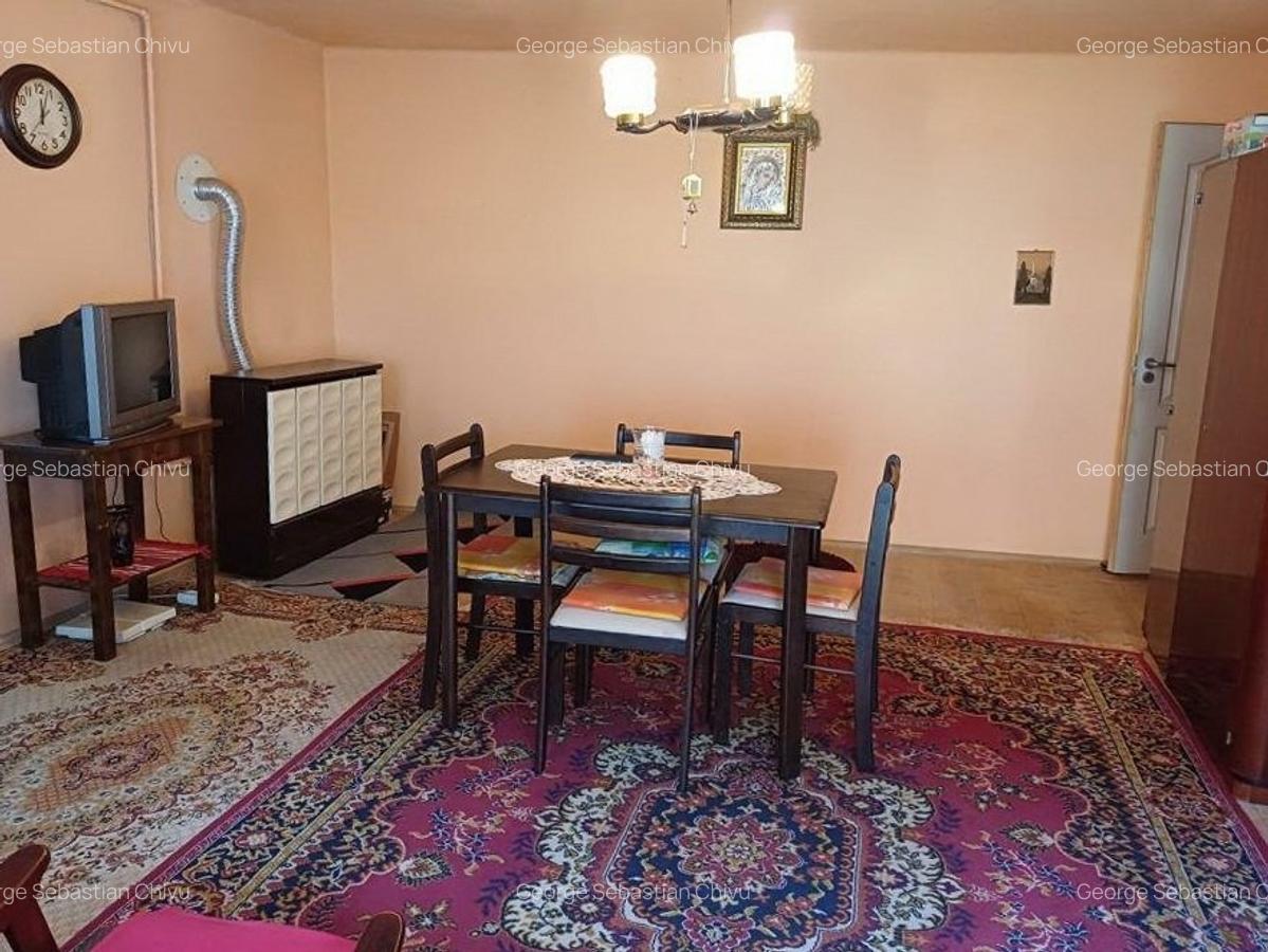 Casa batraneasca solida in zona semicentrala foarte linistita - 5