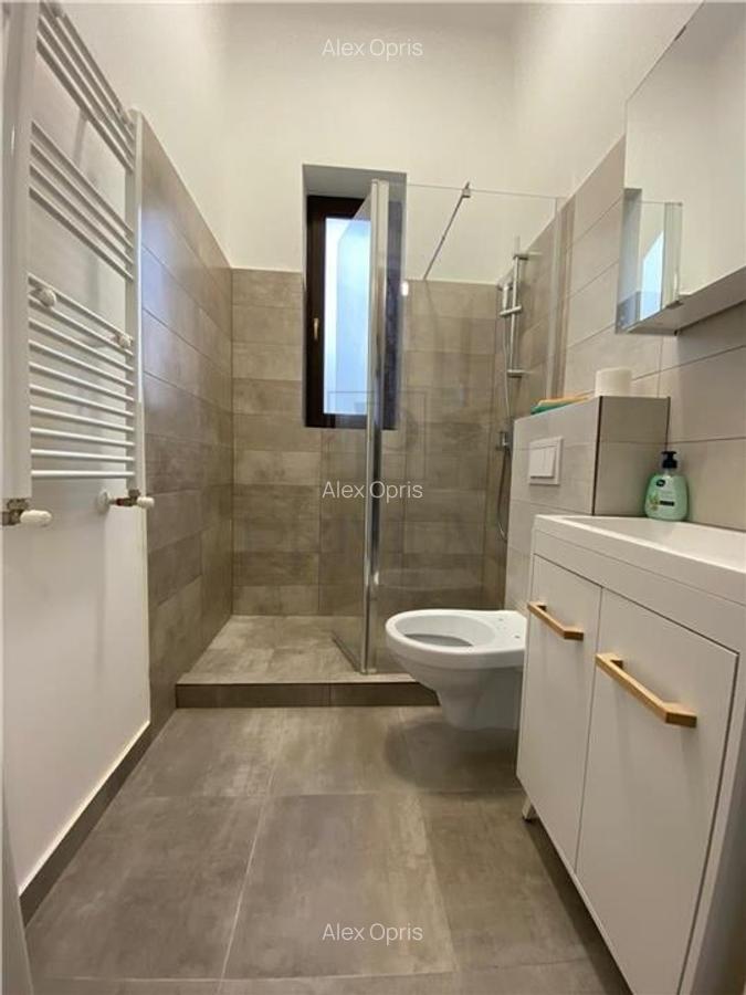 Apartament spatios - zona medicina /prefectura - compartimentare deosebita - 8