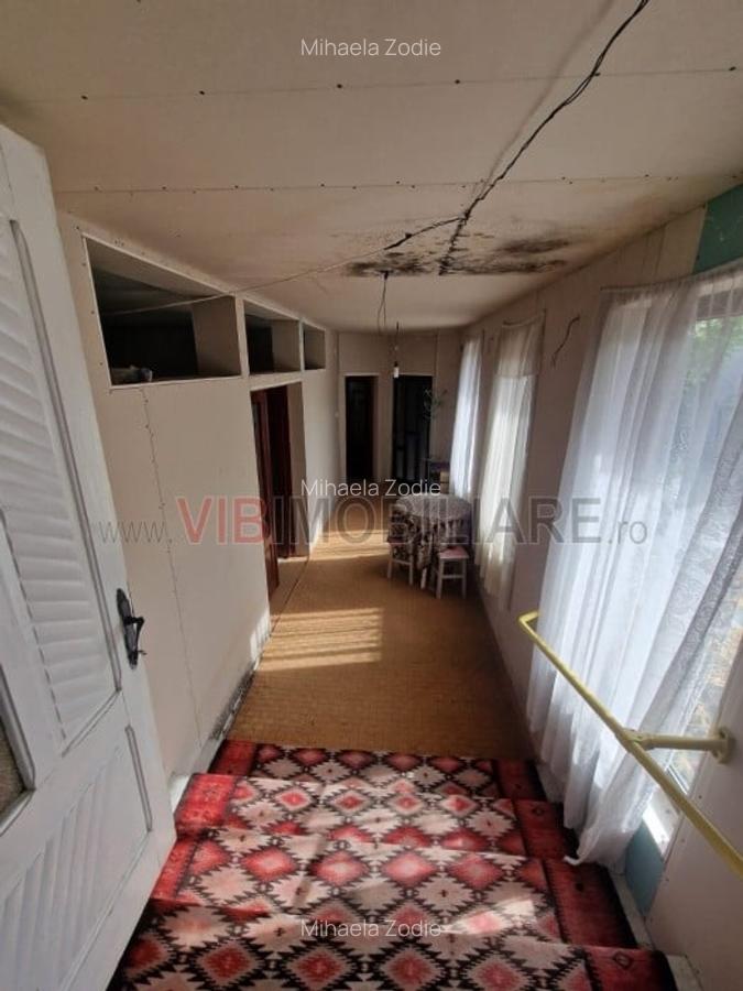 Maneciu Pamanteni - Casa  si anexa 170 mp construiti - 4 camere - 460 mp teren - 10