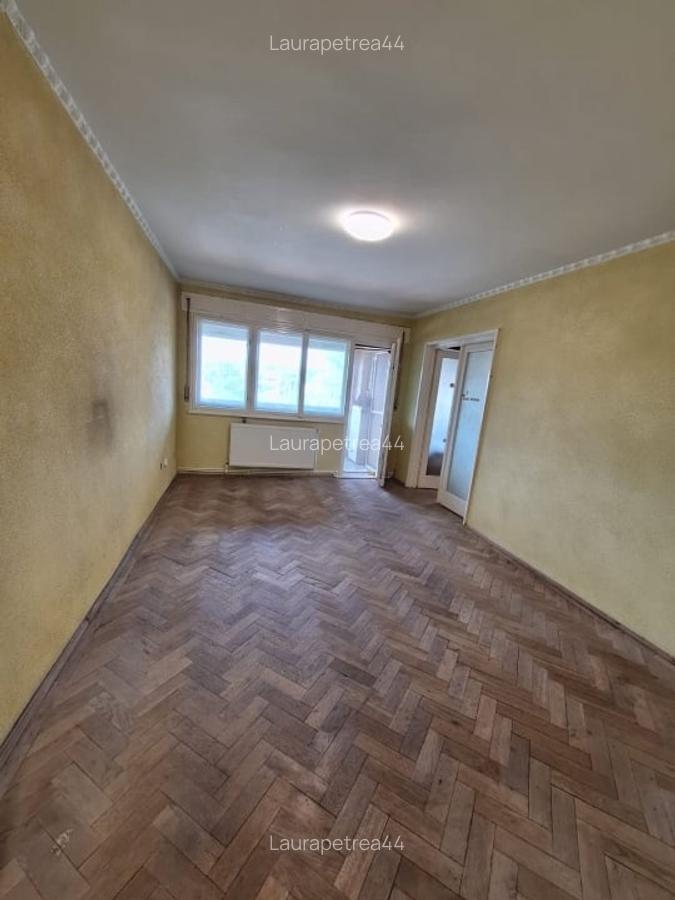 3 camere, str Domnească - 6