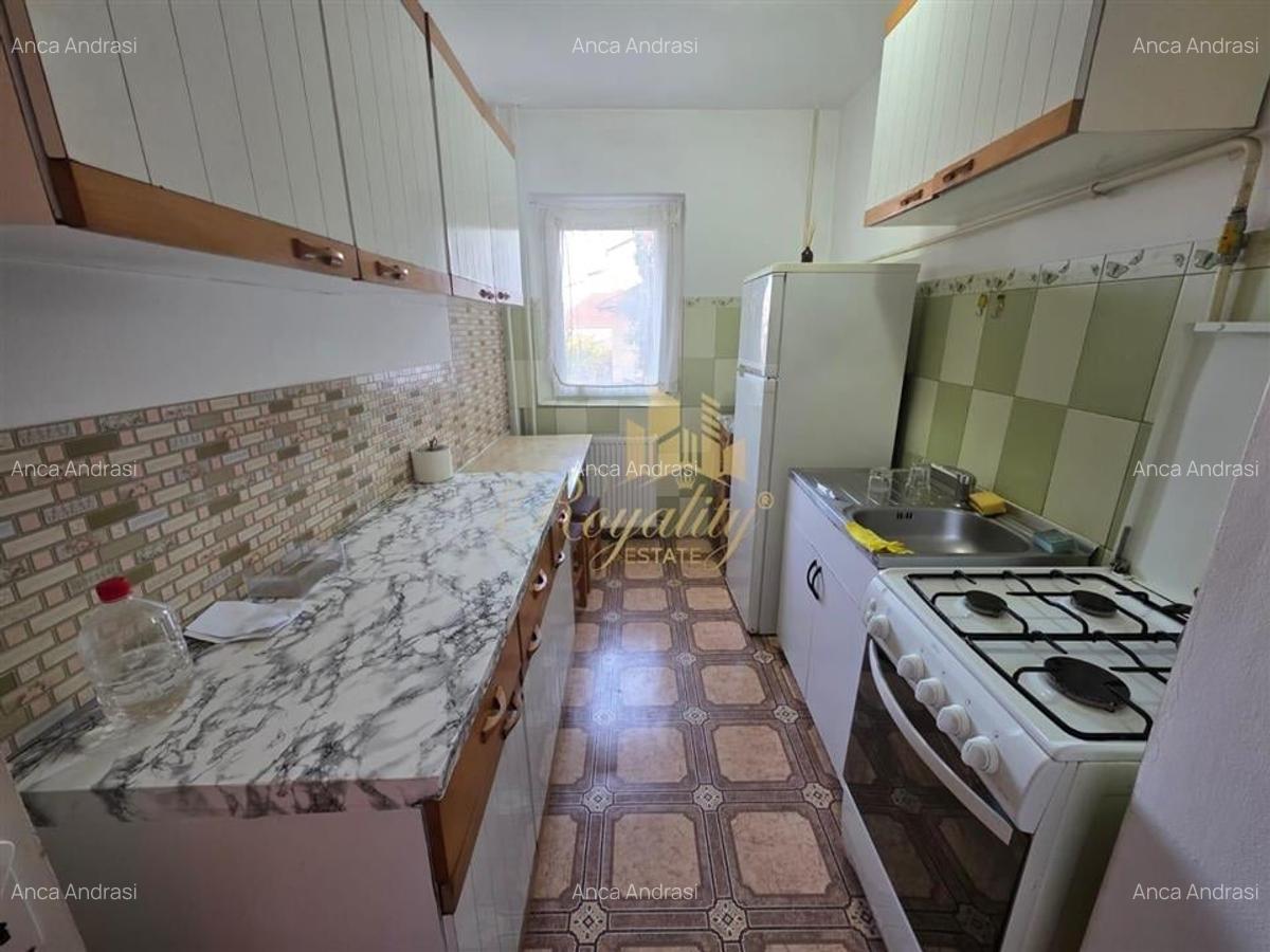 Apartament 1 camera ETAJUL 1, bloc de apartamente - Zona Sagului - 7