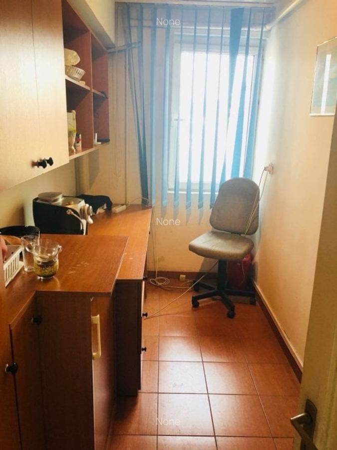Apartament cu 3 camere decomandat în Grivița - 6