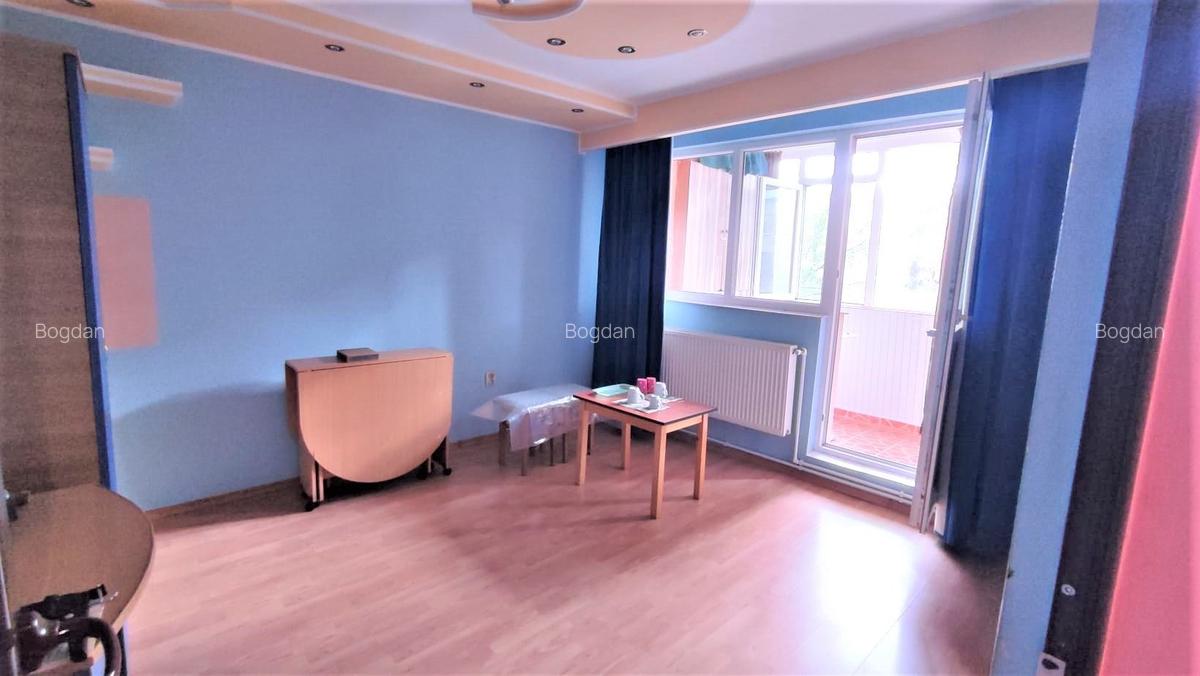 Ap. 2 dec. Micro 21, etajul 1, centrala termica - 2