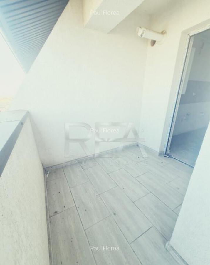 Apartament cu 4 camere in zona Trapezului - 13
