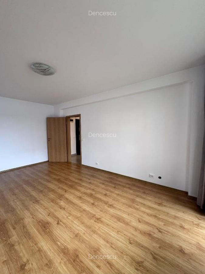 Apartament cu 2 camere decomandat în Tractorul - 7