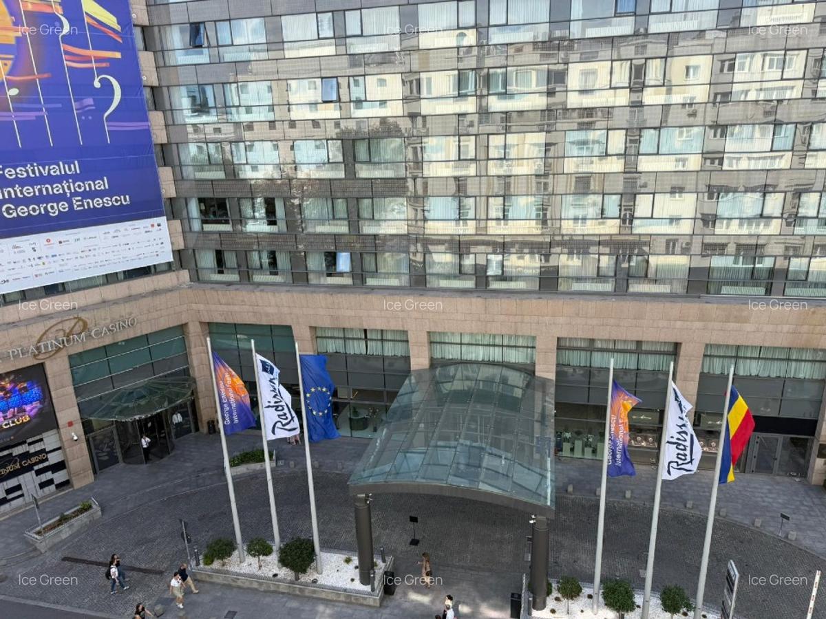 Închiriez apartament calea Victoriei 2 camere ateneu hilton 55 mp / o zona foart - 2