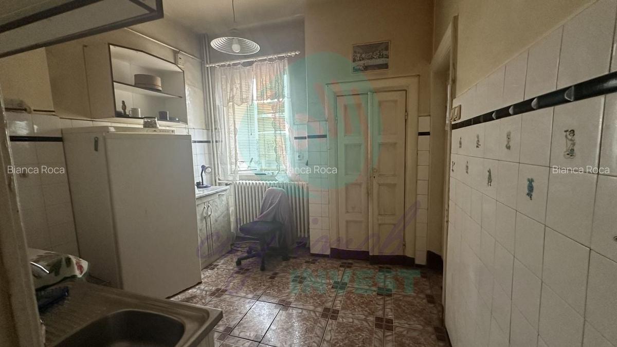 VILA cu 2 apartamente in apropiere de Piata Alba Iulia - 9