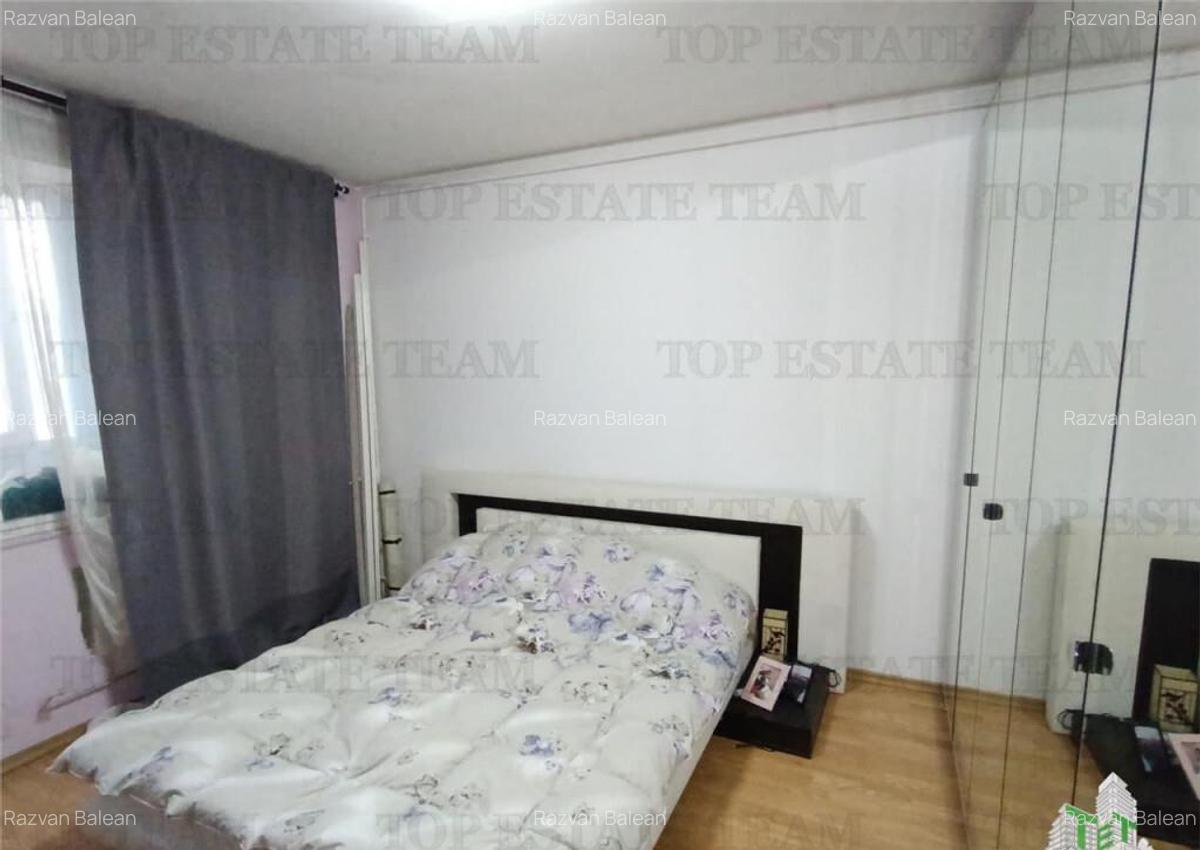 Apartament frumos intr-un bloc reabilitat, cu 3 camere si ba - 3