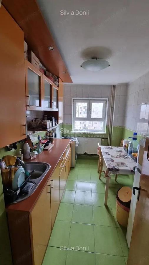 Apartament 2 camere - decomandat - vis-a-vis BTR Sebastian - 3