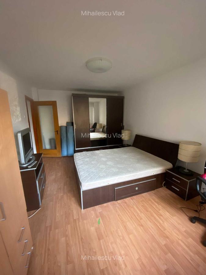Apartament cu 2 camere decomandat în 13 Septembrie - 9