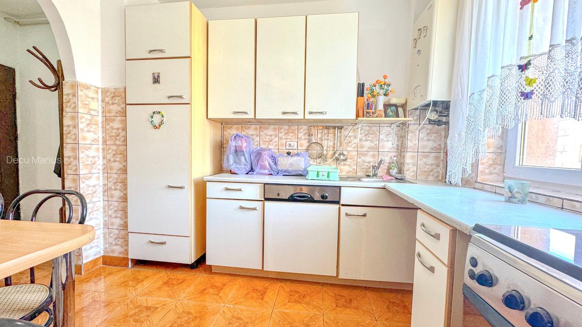 Apartament cu 2 camere circular, mobilat în Triaj - 6