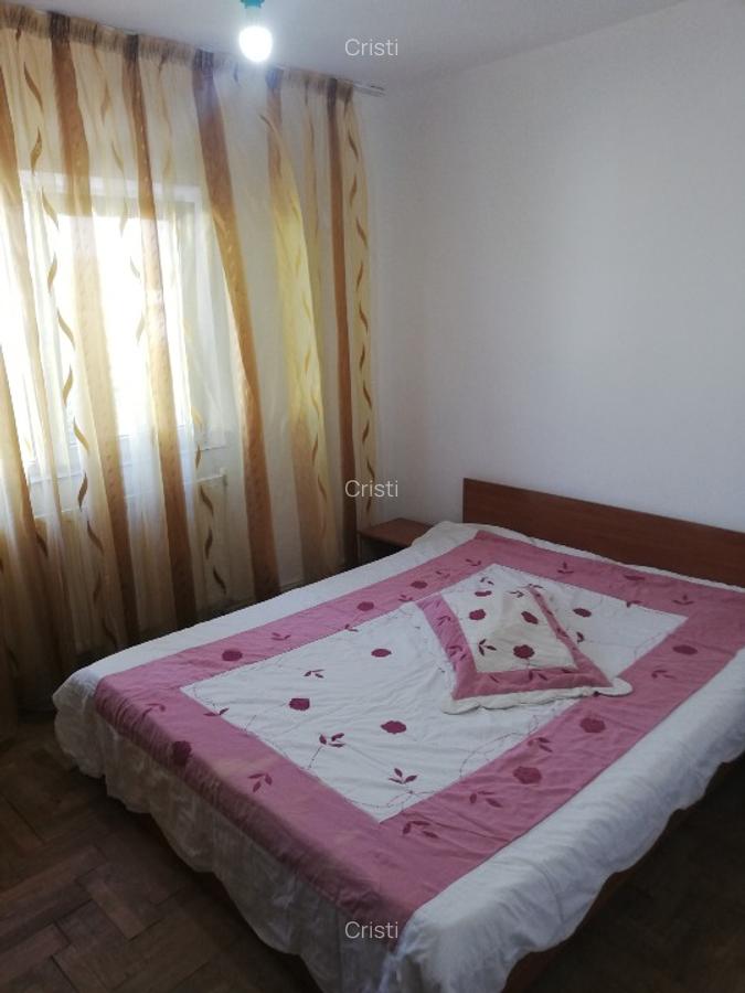 Apartament 2 camere semidecomandate,  zona Narcisa - 10
