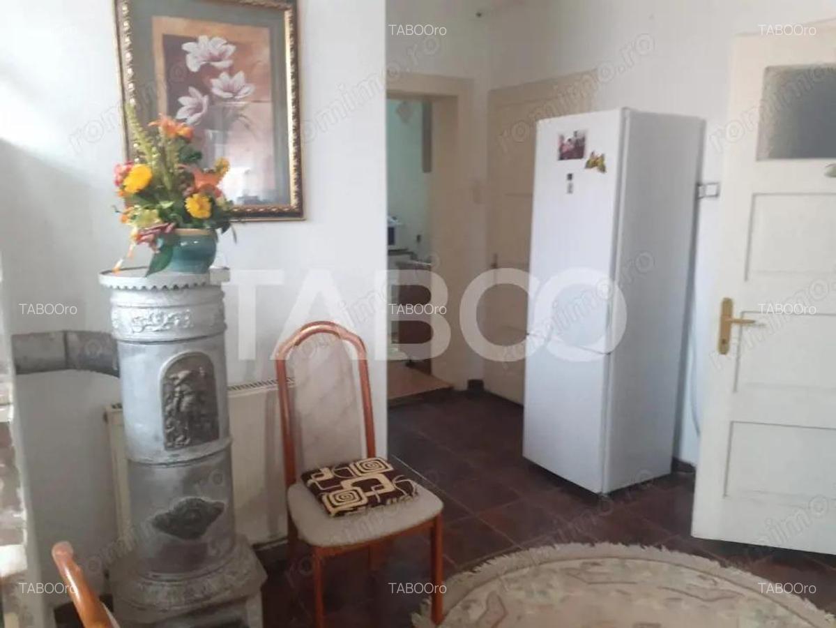 Casa 6 camere 3 bai curte si gradina 400 mp panouri fotovoltaice - 11