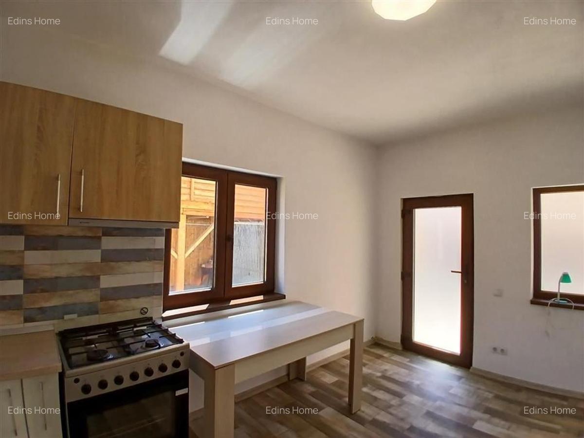 INVESTITIE!Casa de vanzare in Sibiu - individuala  zona Lazaret - pretabil inves - 8