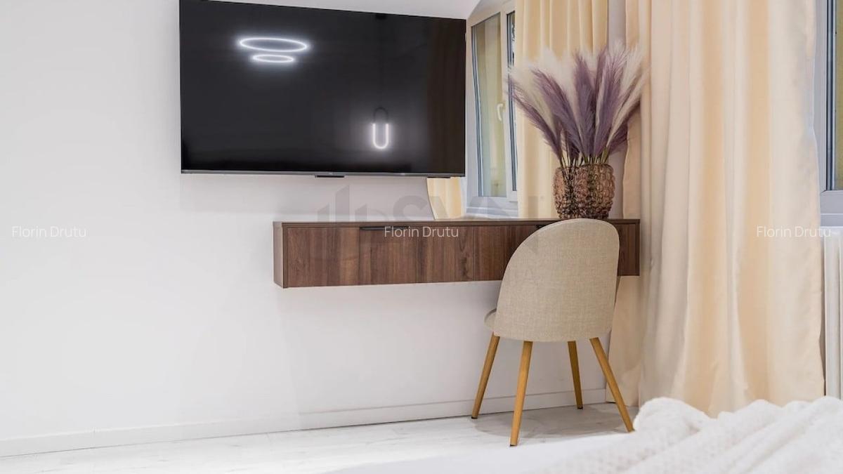 Apartament cu 3 camere semidecomandat în Bucur Obor - 9
