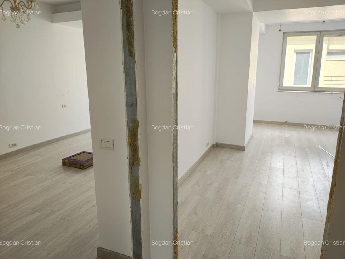 Apartament cu 4 camere decomandat în Herăstrău - 8