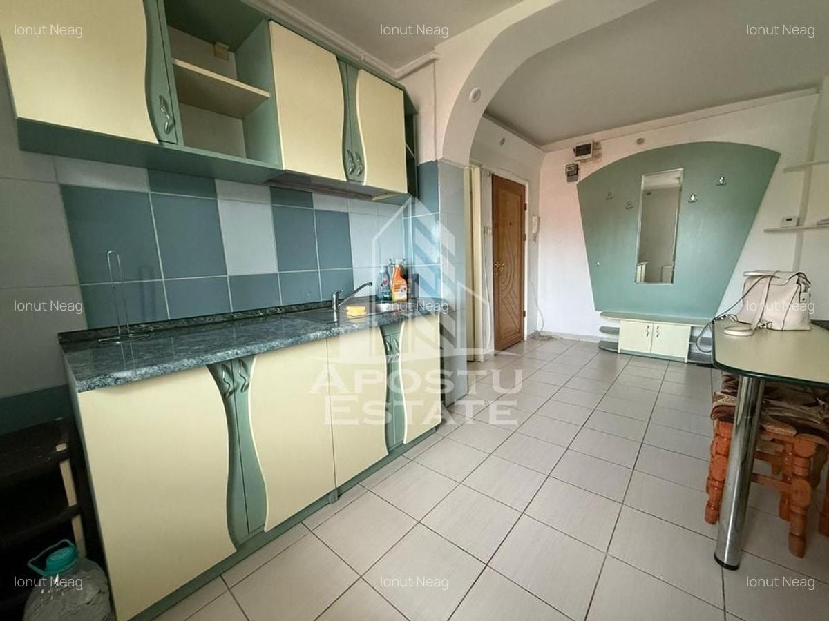Apartament cu 2 camere decomandat, mobilat în Complex Studențesc - 3