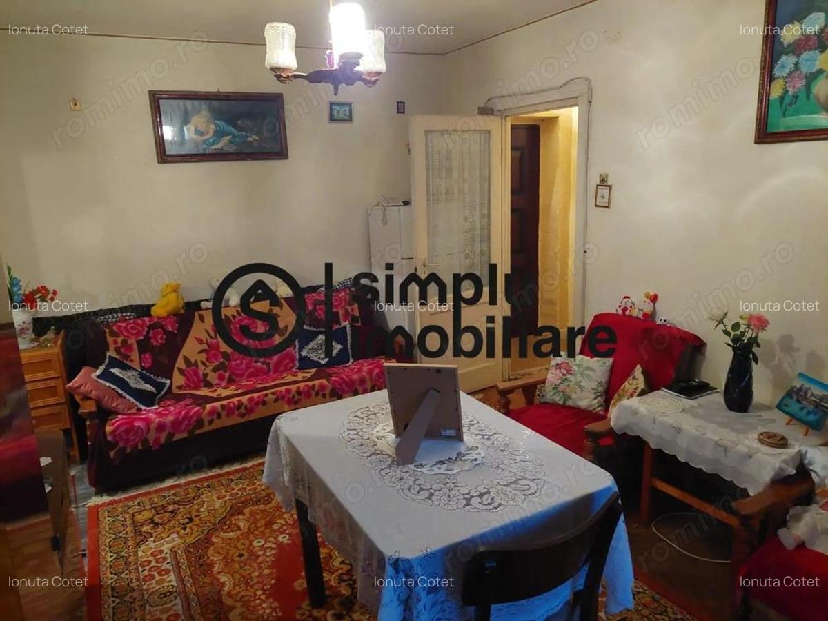 2 camere, etaj 2/4, Severinului - 77 000 Euro - 1 2 camere, etaj 2/4, Severinului - 77 000 Euro - 1