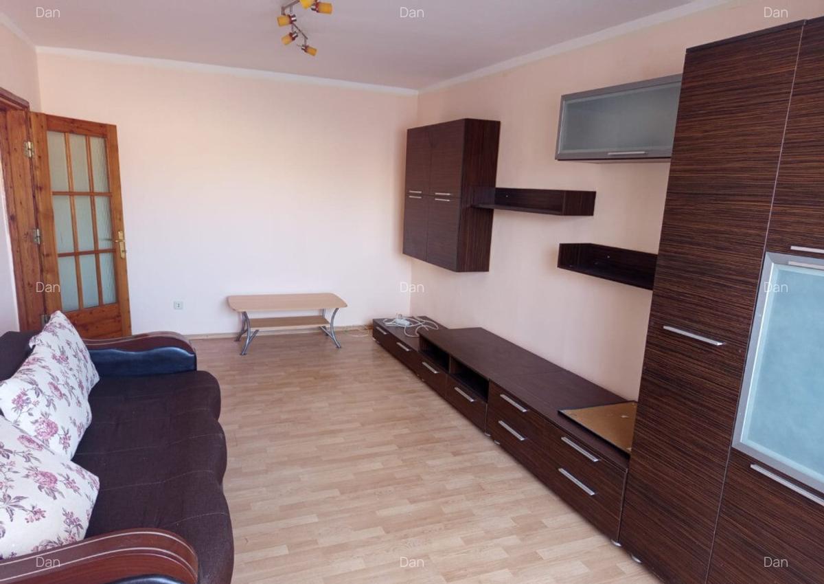 Apartament 2 camere,decom.,Racadau,mobilat si utilat modern,renovat - 1