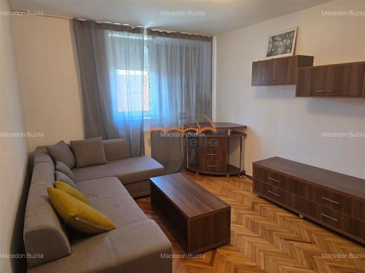 De inchiriat  un apartament cu 2 camere in zona  Horea - 1