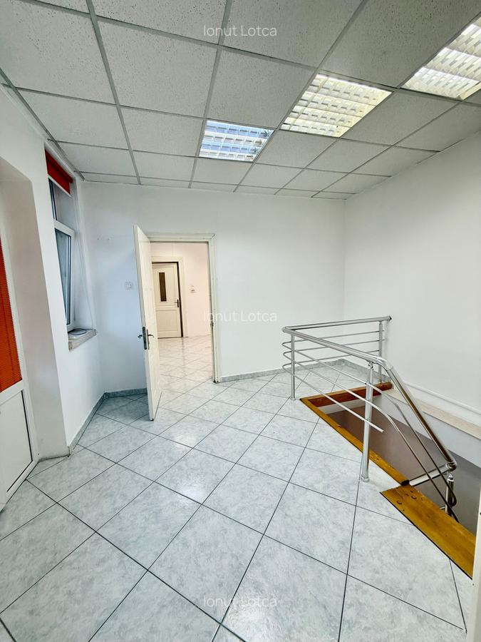 Vila in zona Mosilor / D+P+1+M/ Ideala  Birouri, Clinica, After school-330 mp - 33