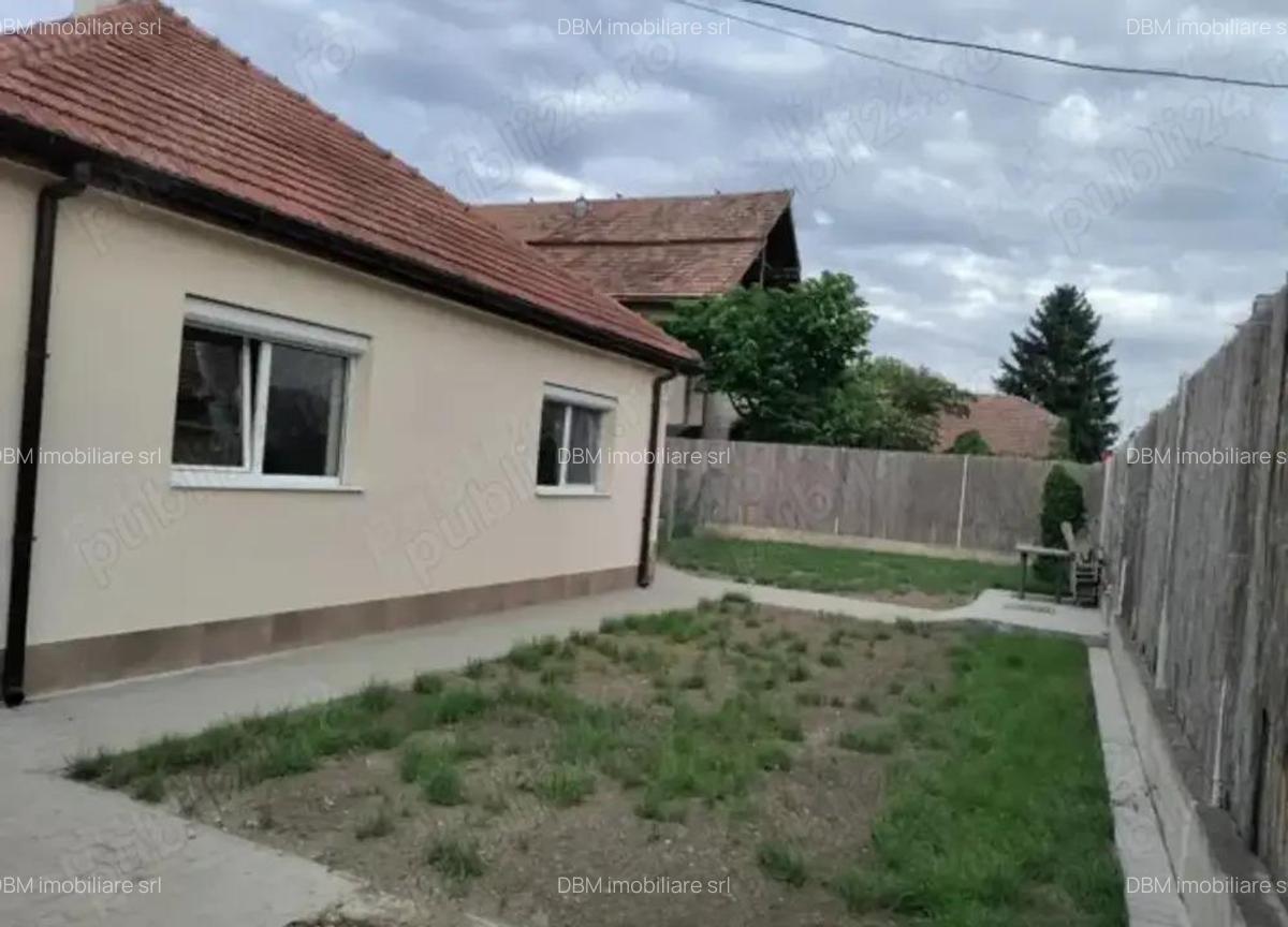 De inchiriat casa nemobilata zona Lipovei - 4
