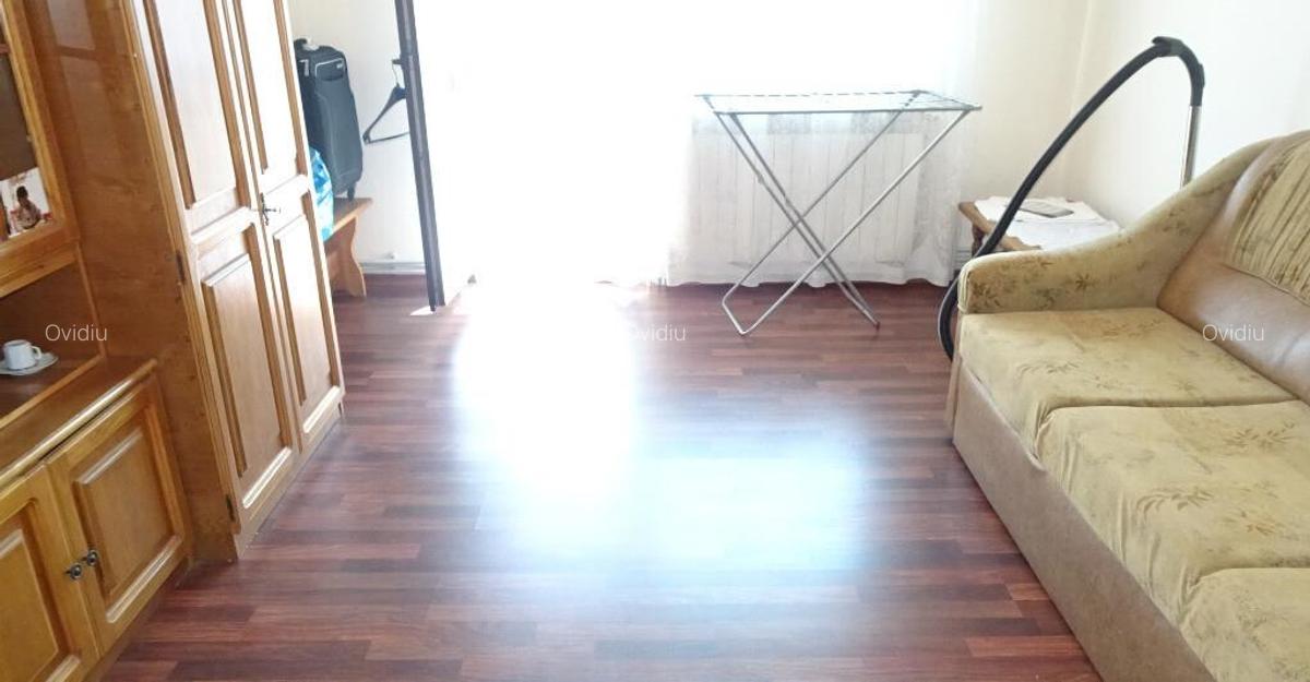 Vand apartament de 3 camere decomandat Deva, etaj 2, Micro 15, mobilat - 5