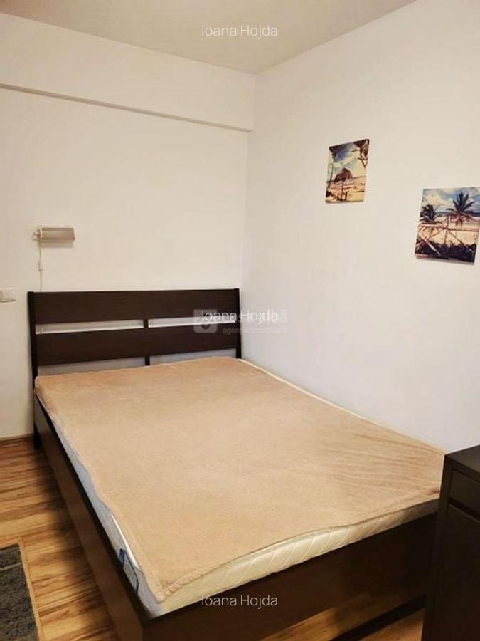 Apartament cu 3 camere semidecomandat, mobilat în Central - 3