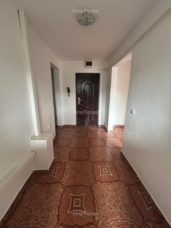 Apartament 2 camere- Zona Sud - 37,5 mp - 37000 euro - 3