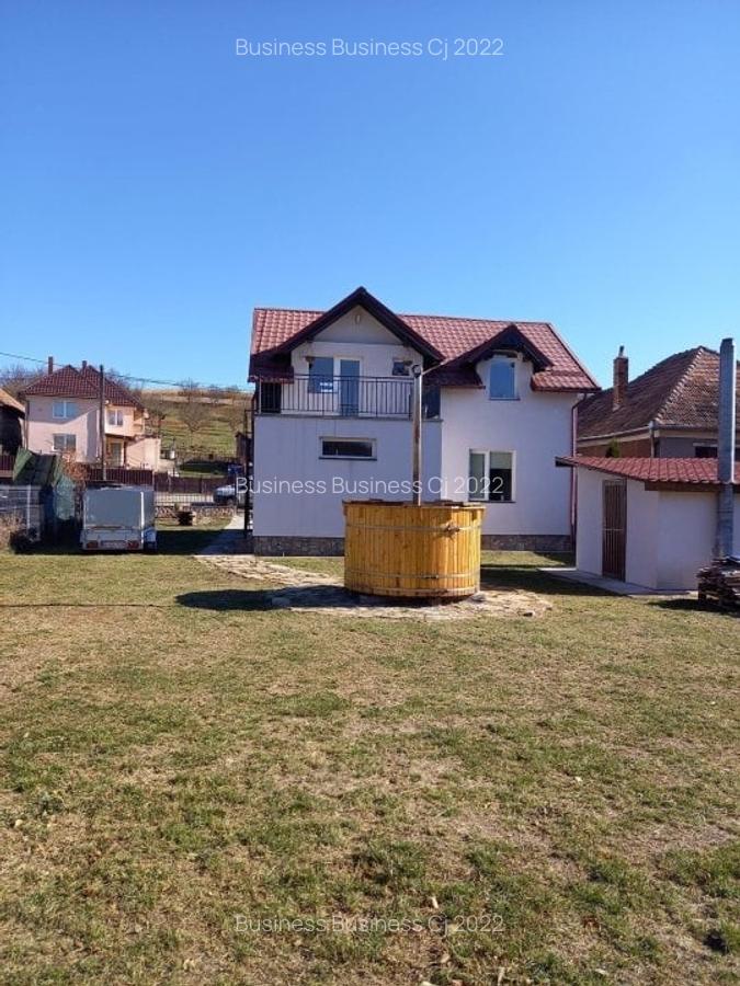 Casa pe doua nivele in Valcele! - 5