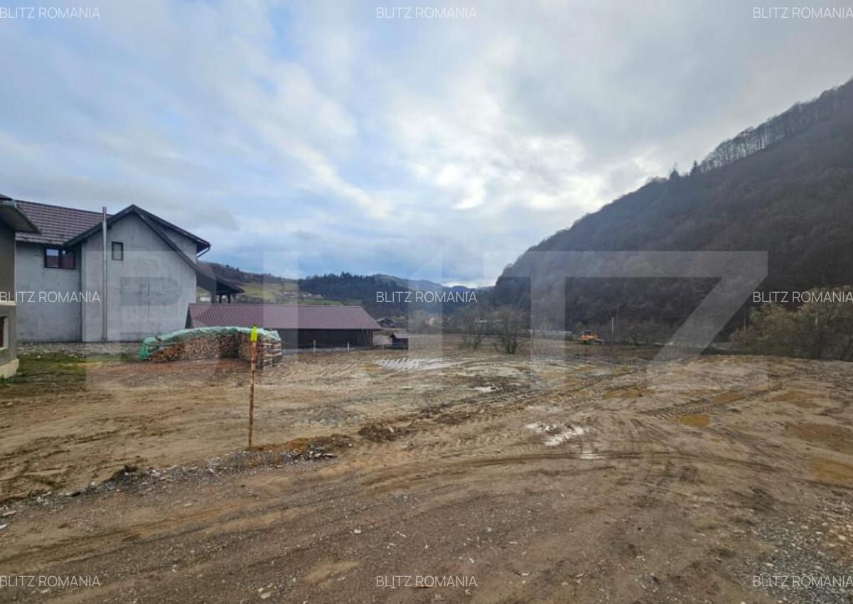 Casa veche cu 4 camere, demisol, teren 300 mp, zona Campen - 3