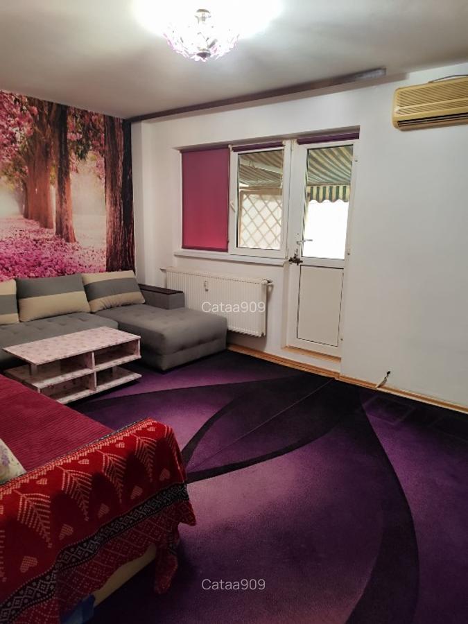 Proprietar vând apartament decomandat 3 camere - 2