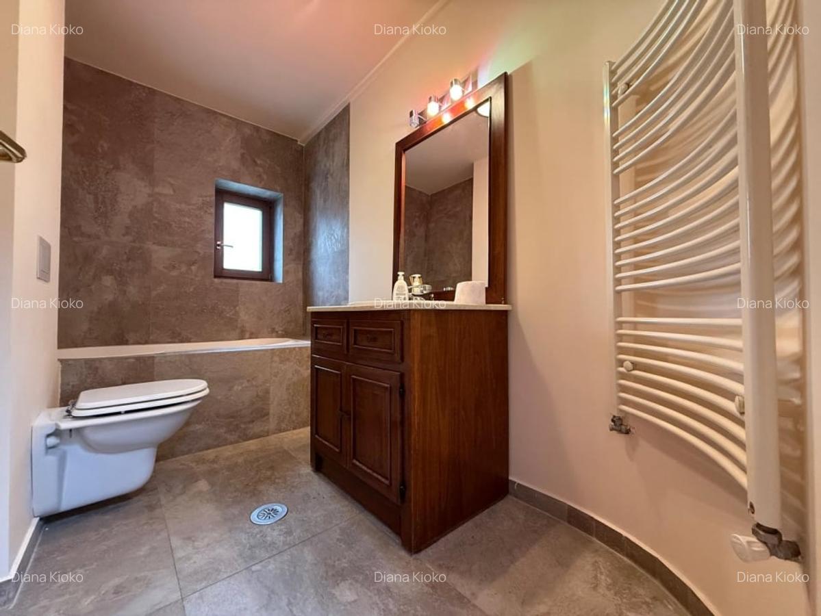 De inchiriat Vila 6 camere Baneasa Ion Ionescu de la Brad Plan Secund - 13