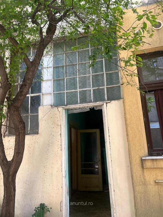 Parcul Carol, Str. Mitropolit Nifonm - 1