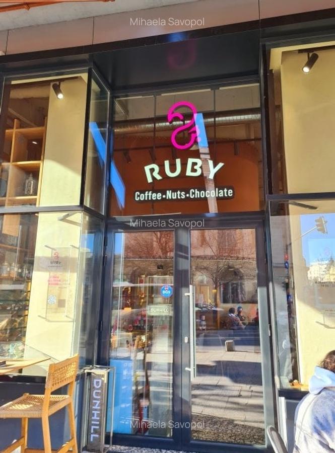 Garsoniera Sala Palatului - Hilton etajul 5 mobilata utilata bloc 1960 - 4