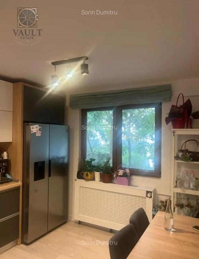 APARTAMENT 3 CAMERE - RENOVAT - PIATA VICTORIEI - 13