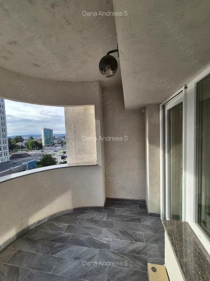 Inchiriez apartament 2 camere decom., zona ultracentrala intermediar - 10 Inchiriez apartament 2 camere decom., zona ultracentrala intermediar - 10