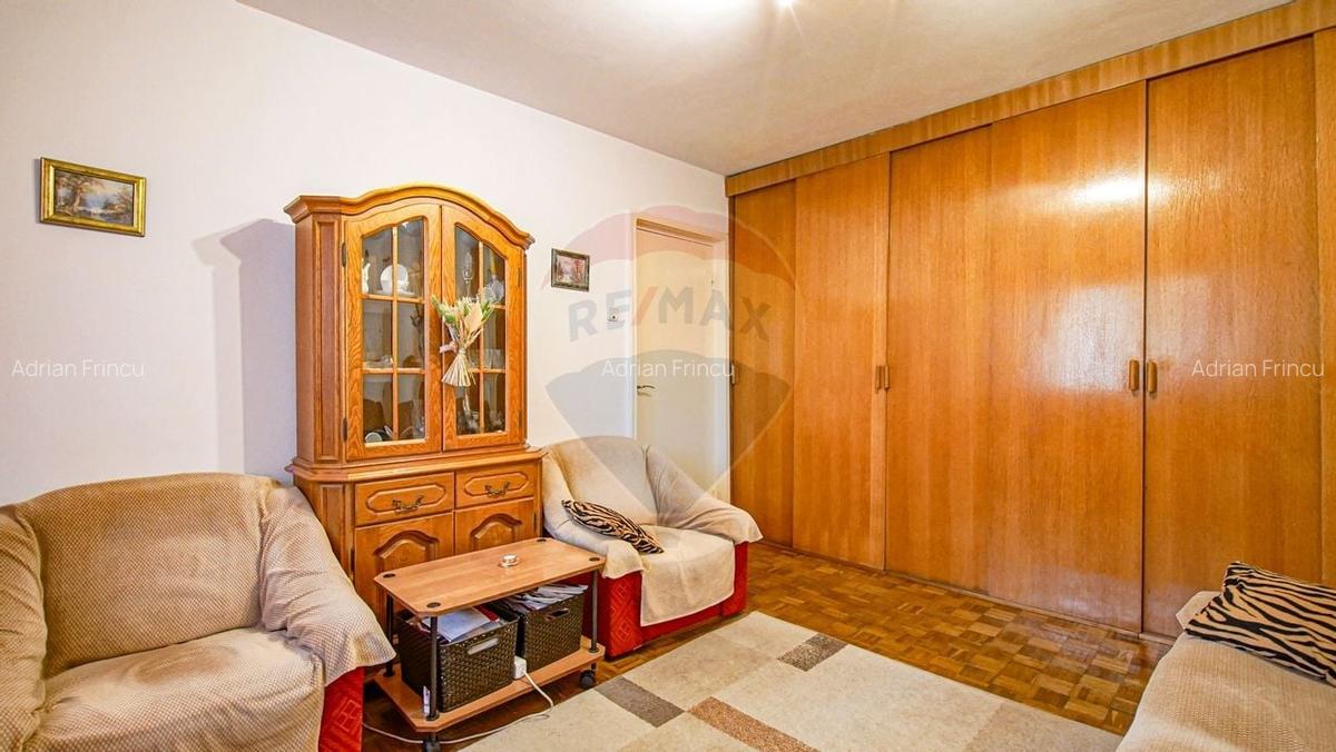 Apartament 3 camere, Florilor, Aleea Mimozei - 4 Apartament 3 camere, Florilor, Aleea Mimozei - 4