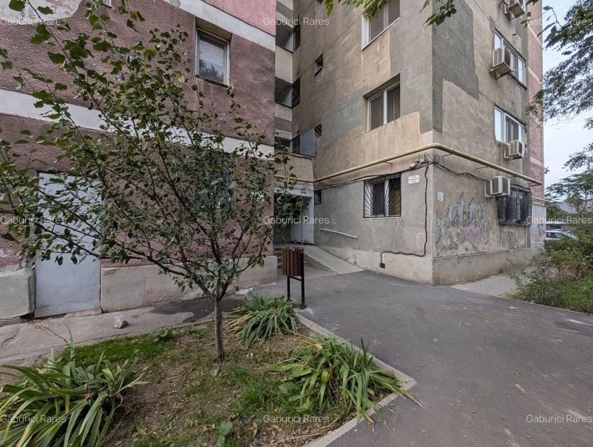 3 Camere Giulești, 60mp, Vedere Panoramică, Total de Renovat - 31 3 Camere Giulești, 60mp, Vedere Panoramică, Total de Renovat - 31
